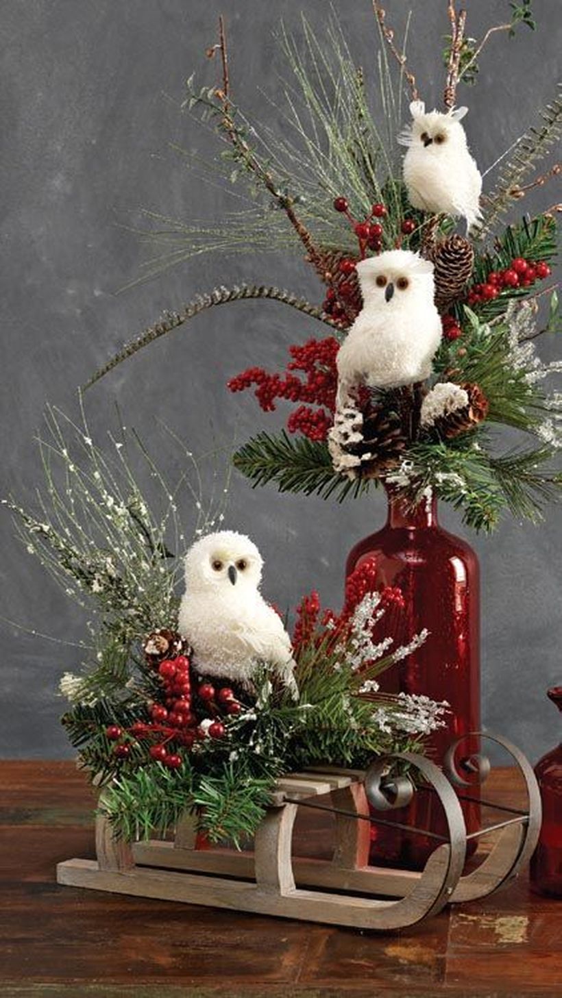 Fun-and-creative-sleigh-decor-ideas-for-christmas-19