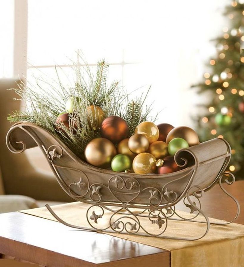 Fun-and-creative-sleigh-decor-ideas-for-christmas-29-554x608