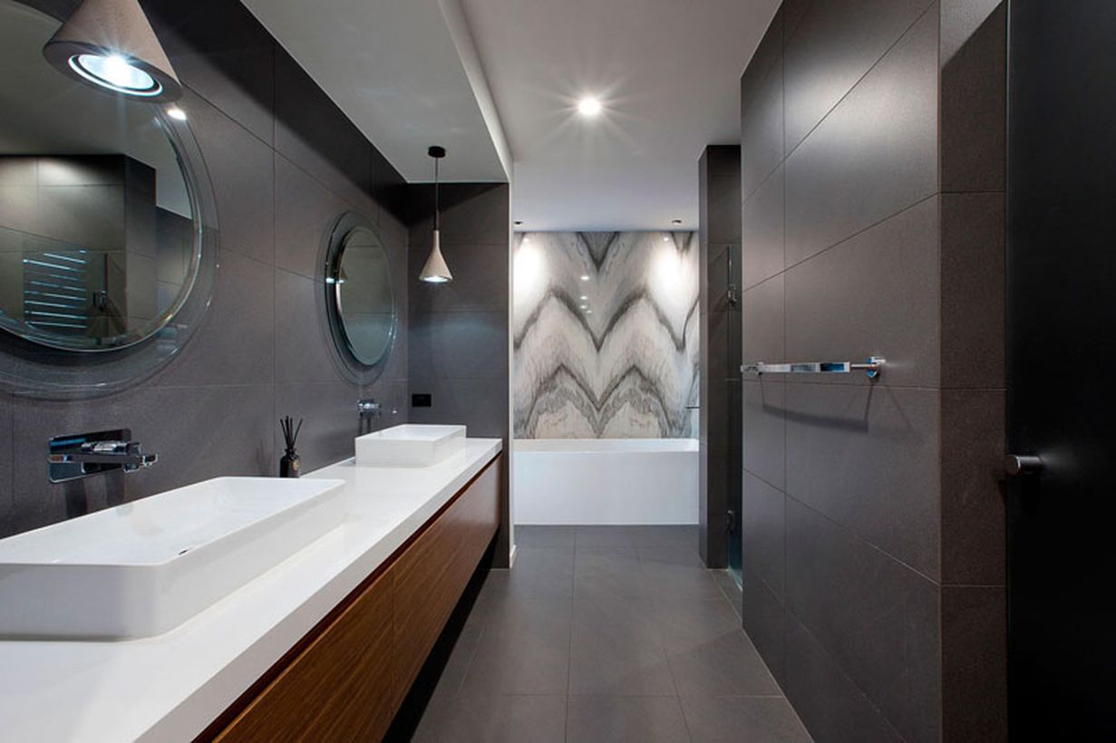 Round-bathroom-mirrors-011216-842-19