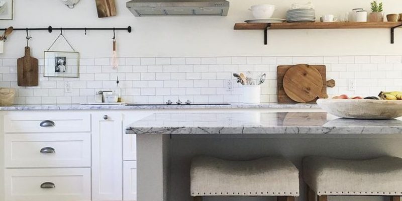 Spruce-kitchen-shelves-8-5a8aee55c5542e0037bf5457