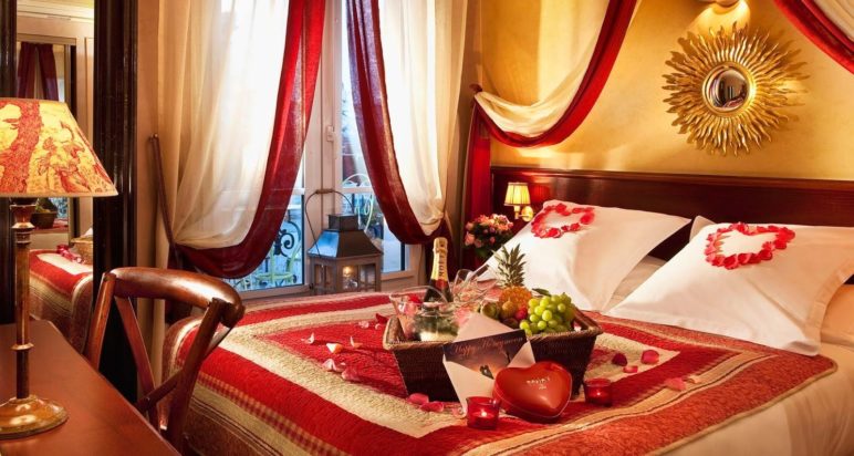 2-valentine-day-decorations-ideas-2013-decorate-bedroom-364408-772x412-1