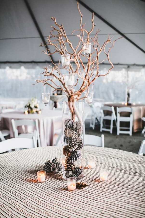 32.twigs-and-pine-cone-decoration