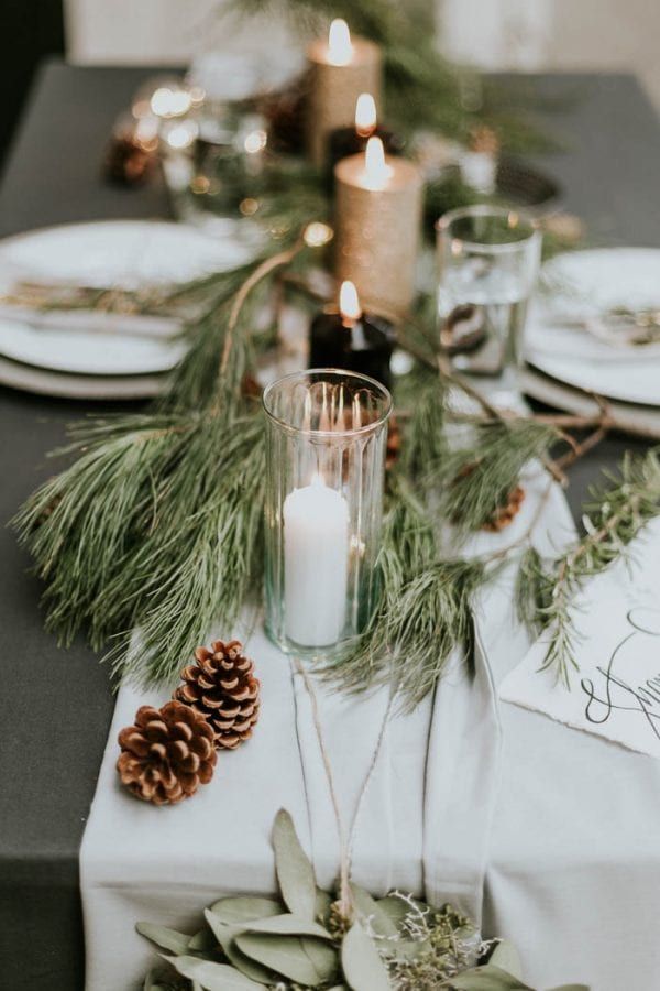 Brilliant-pinecone-wedding-decoration-ideas-1395050198578404393