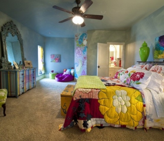 1-refined-boho-chic-bedroom-designs-36-554x476-2