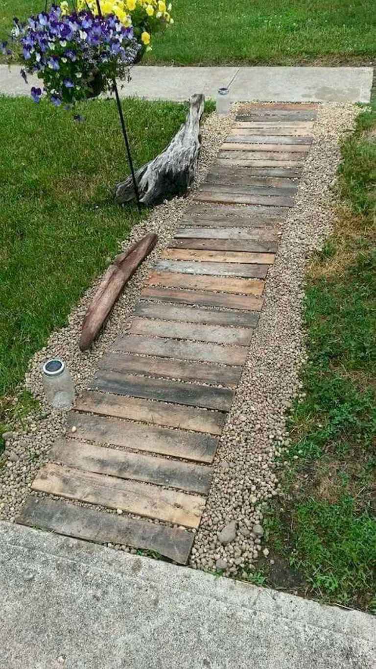 3-affordable-garden-path-and-walkways-design-for-your-amazing-garden-62-3