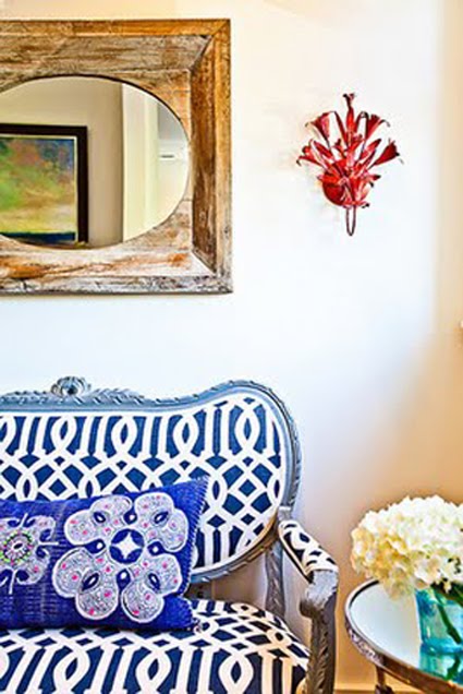 3-keenanblog-picofupstairssettee