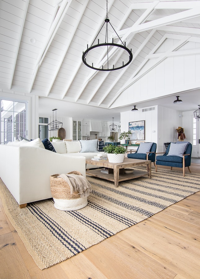 3-white-sectional-couch-lake-house-living-room-55