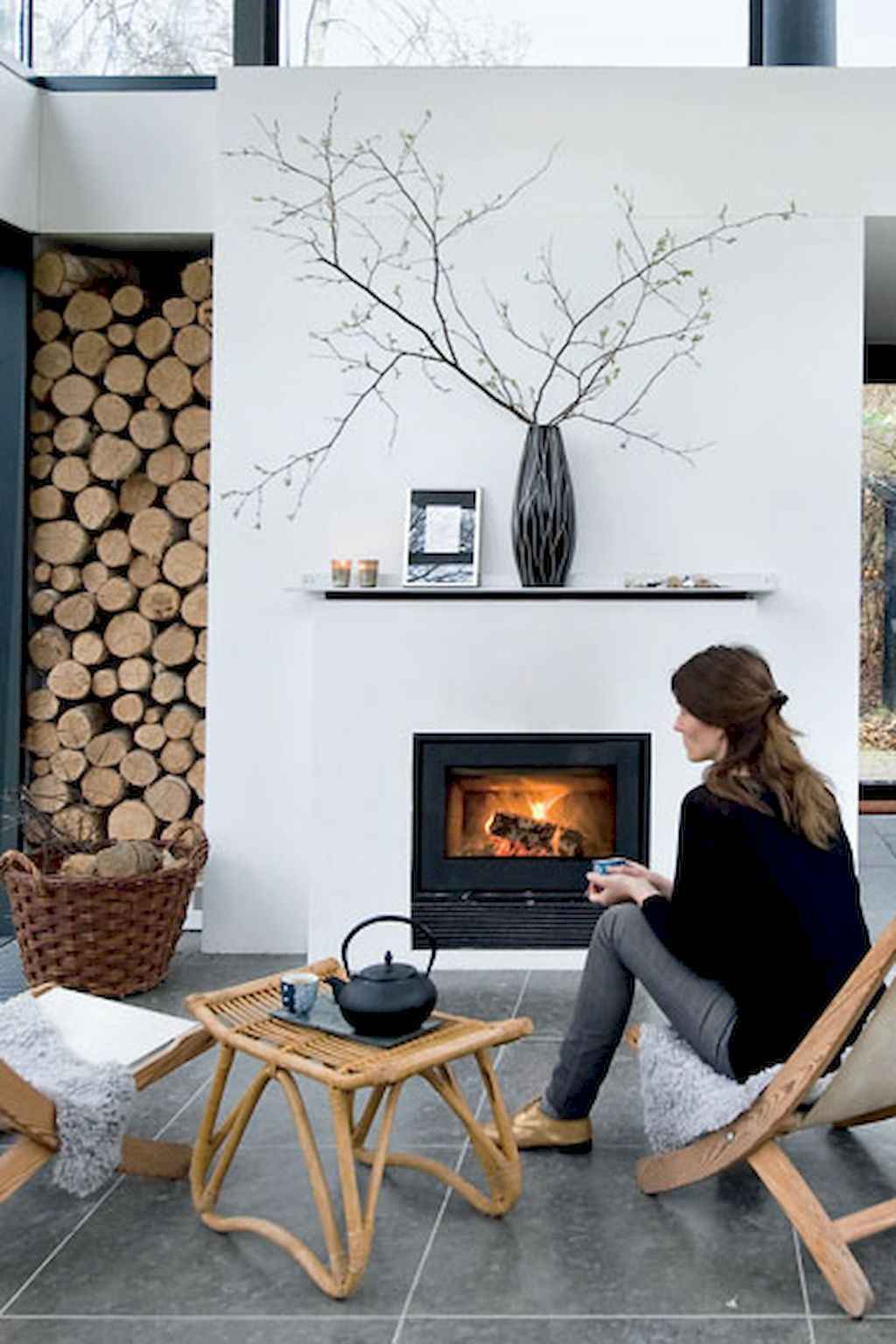 4-60-scandinavian-fireplace-ideas-for-your-living-room-29
