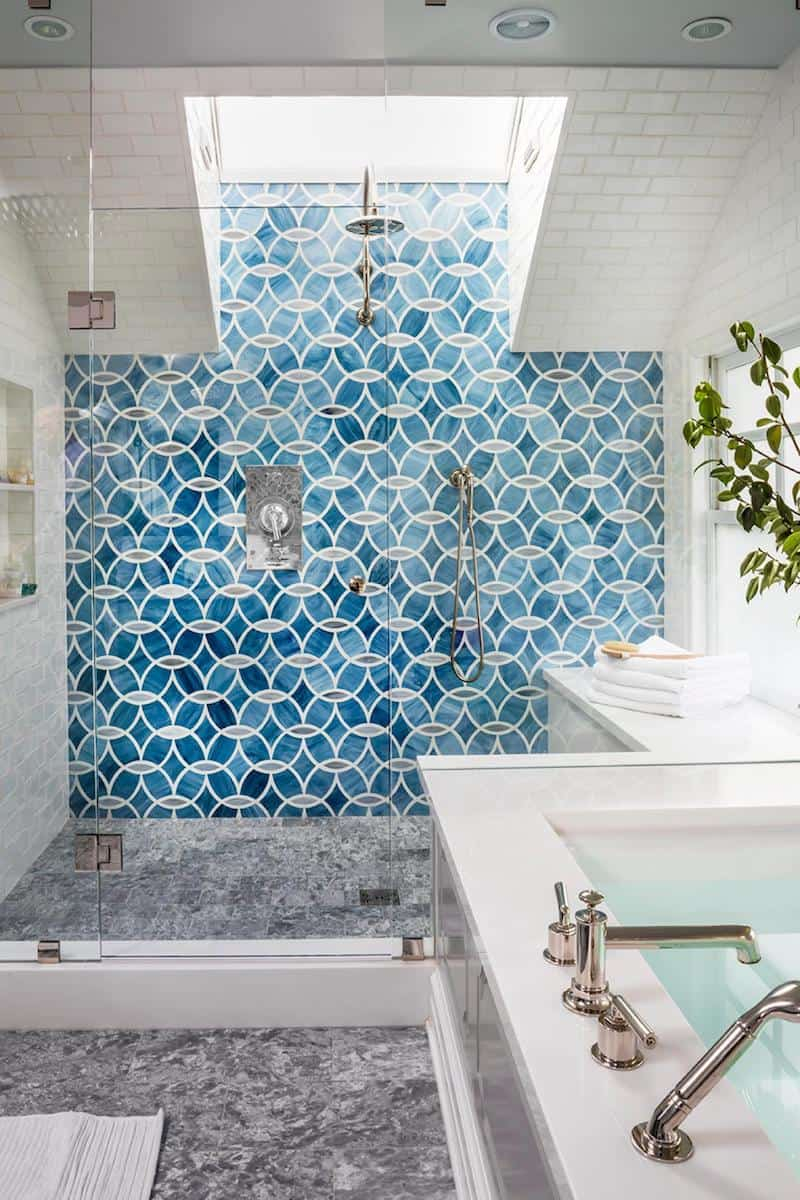 Shades of blue Charismatic Bathroom Design Ideas To Hypnotize Everyone In Your Home