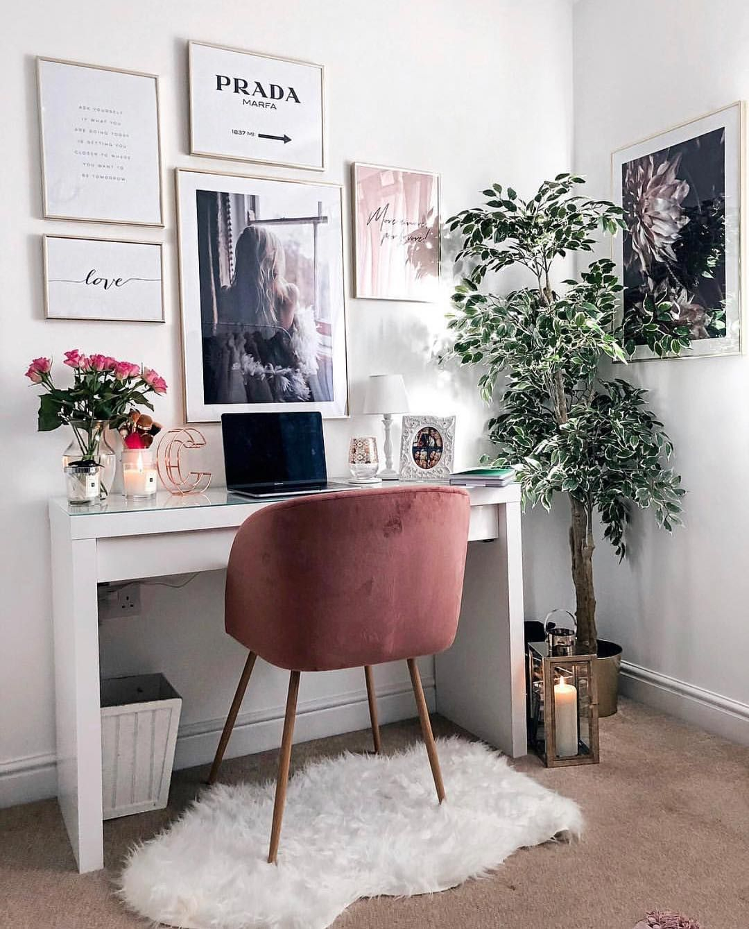 Studying in Style: 26 Feminine Decor to Transform Your Desk ~ Matchness.com