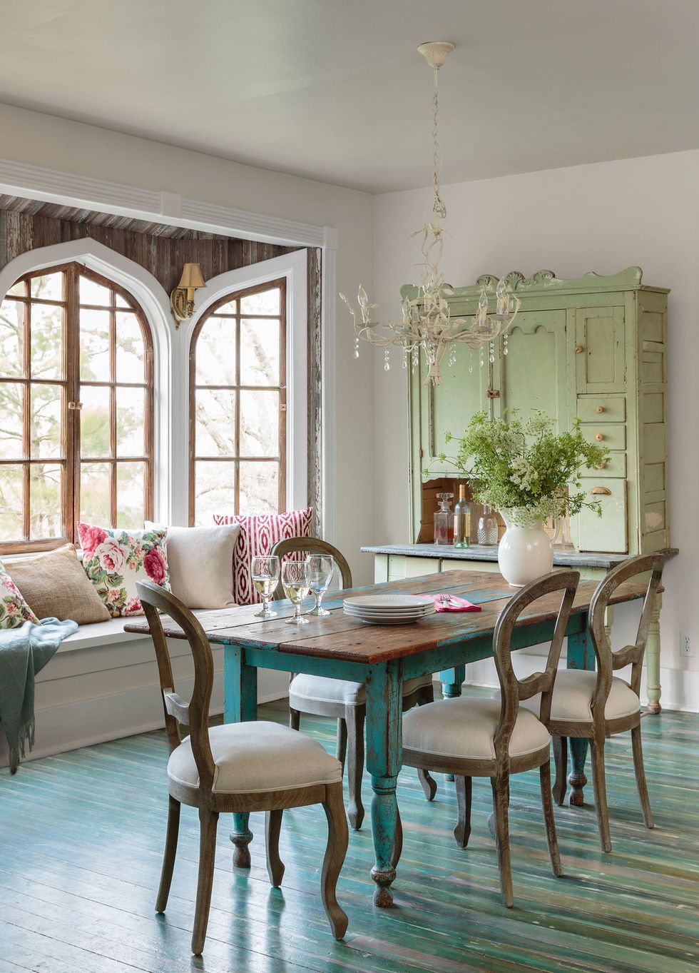 54eb779bd7ed3_-_03-a-cottage-revival-dining-room-0314-s2-1
