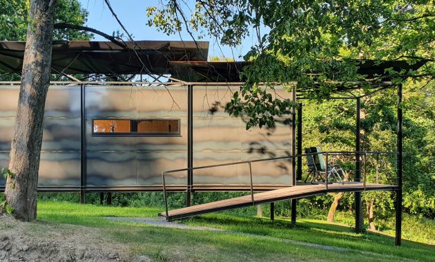 010_019_cabin