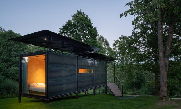 012_019_cabin