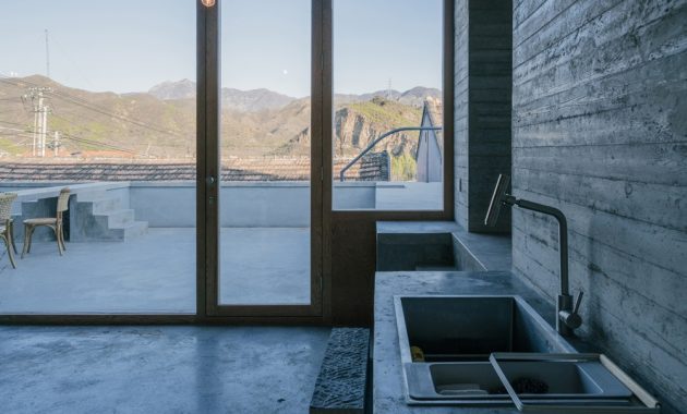 159437557275018_kitchen_countertop_link_to_outside_platform_zhuyumeng