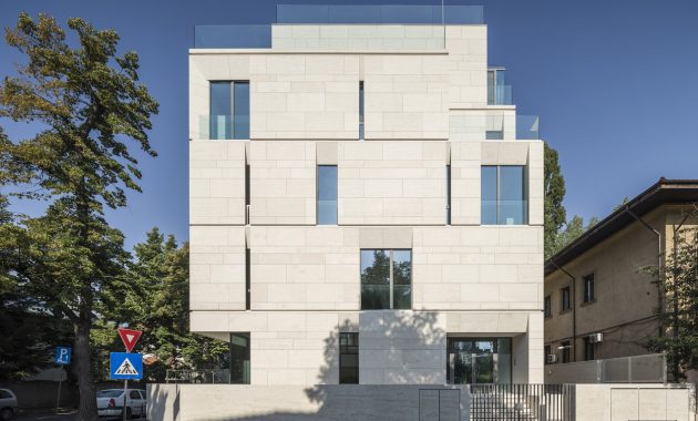 Adn_mora_2_facades