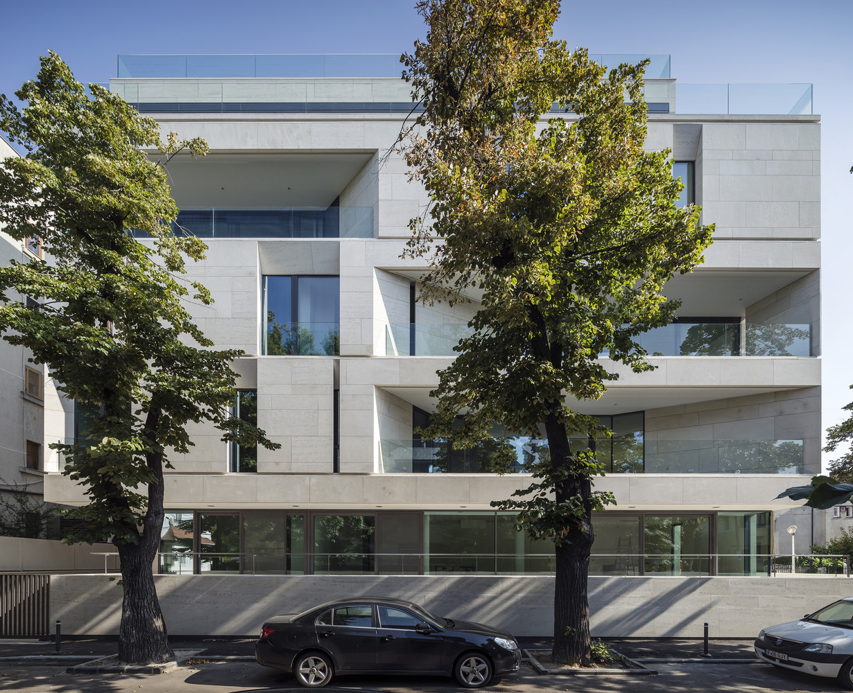 Adn_mora_3_facades