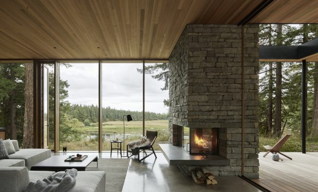 Whidbey_island_farmhouse_01
