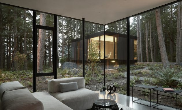 Whidbey_island_farmhouse_33