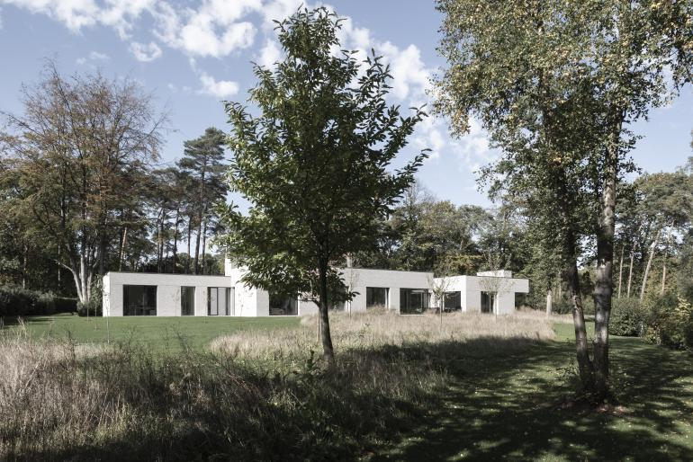 _kvd4960._jjmhouse_nsarch_koenvandammearchphot_