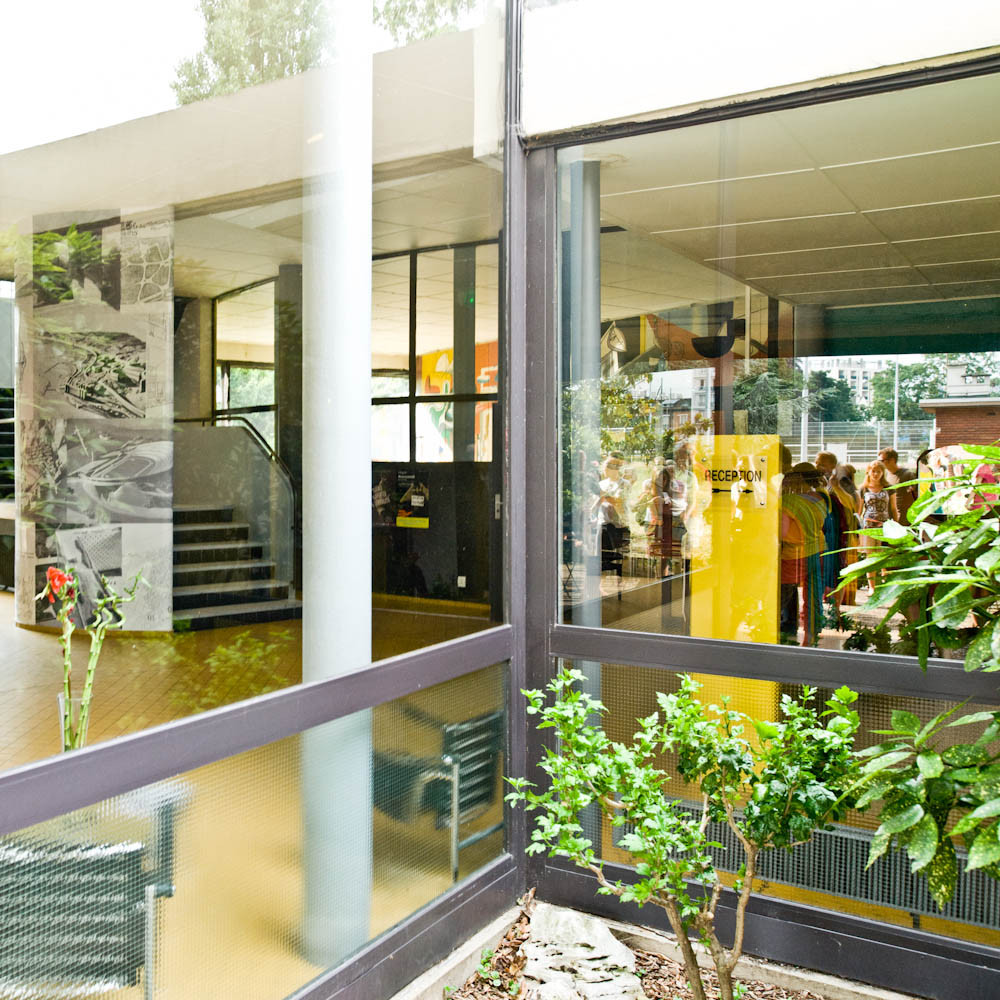 Le-corbusier-france-paris-pavilion-suisse-03-samuel-ludwig