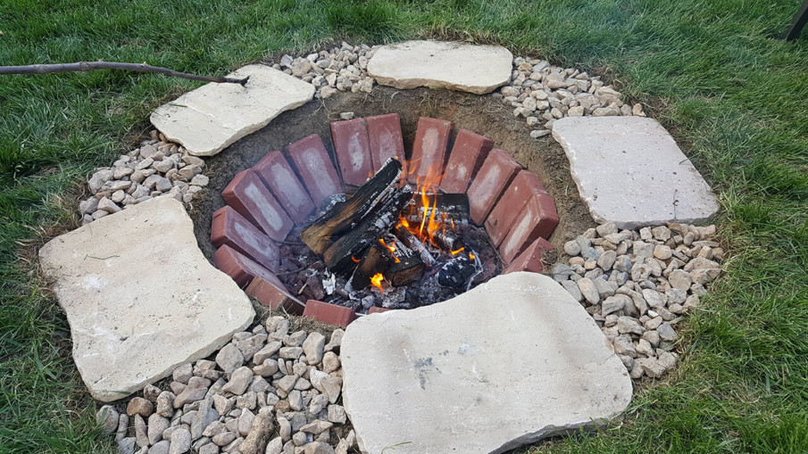 Diy-sunken-firepit-idea