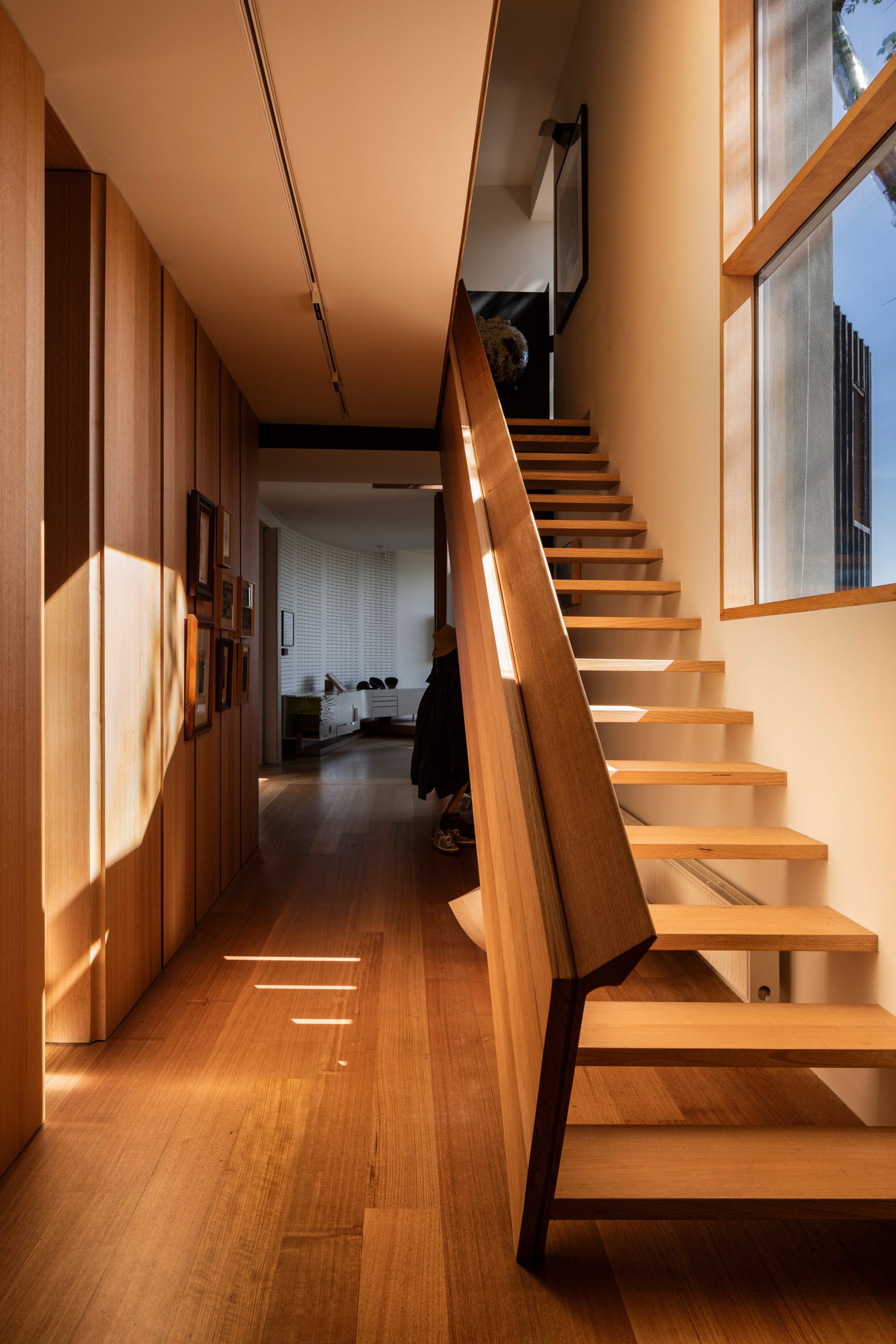 Kew-residence-john-wardle-architects-house-australia_dezeen_2364_col_0-scaled-1