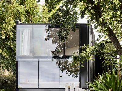 Kew-residence-john-wardle-architects-house-australia_dezeen_2364_col_17-scaled-1