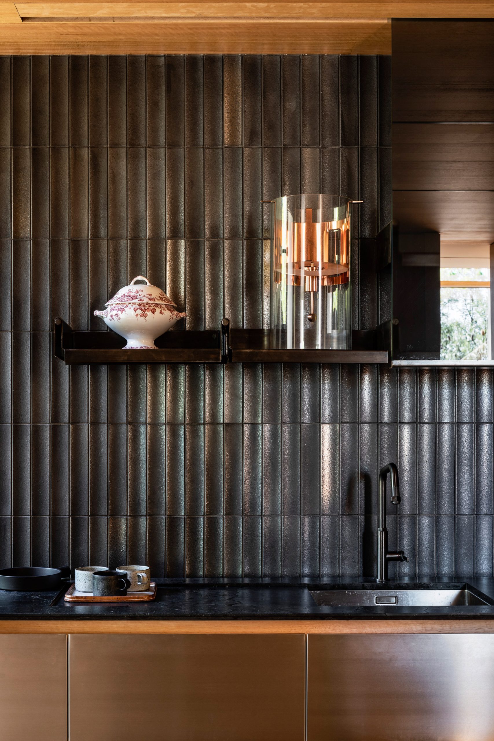 Kew-residence-john-wardle-architects-house-australia_dezeen_2364_col_4-scaled-1