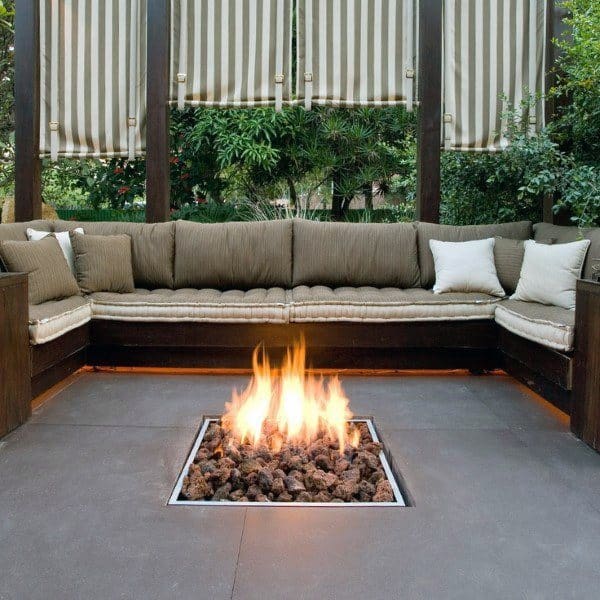 Outdoor-fire-pit-seating-ideas-1