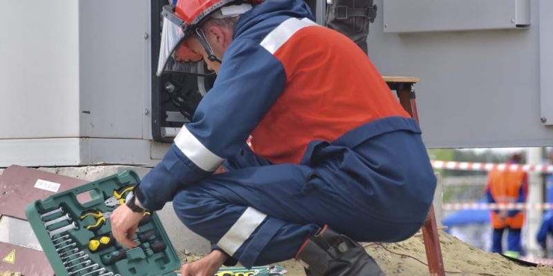 Residential electrician