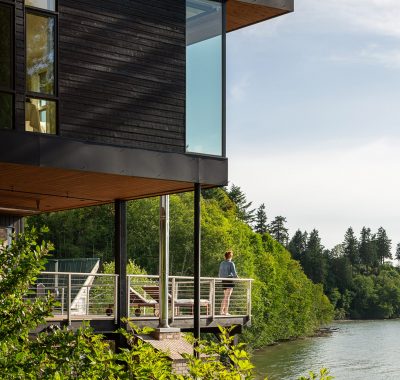 Wittman-estes-aldo-beach-house-hood-canal_dezeen_2364_col_2-scaled-1
