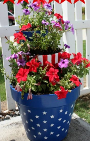 10.-star-spangled-stacked-planter