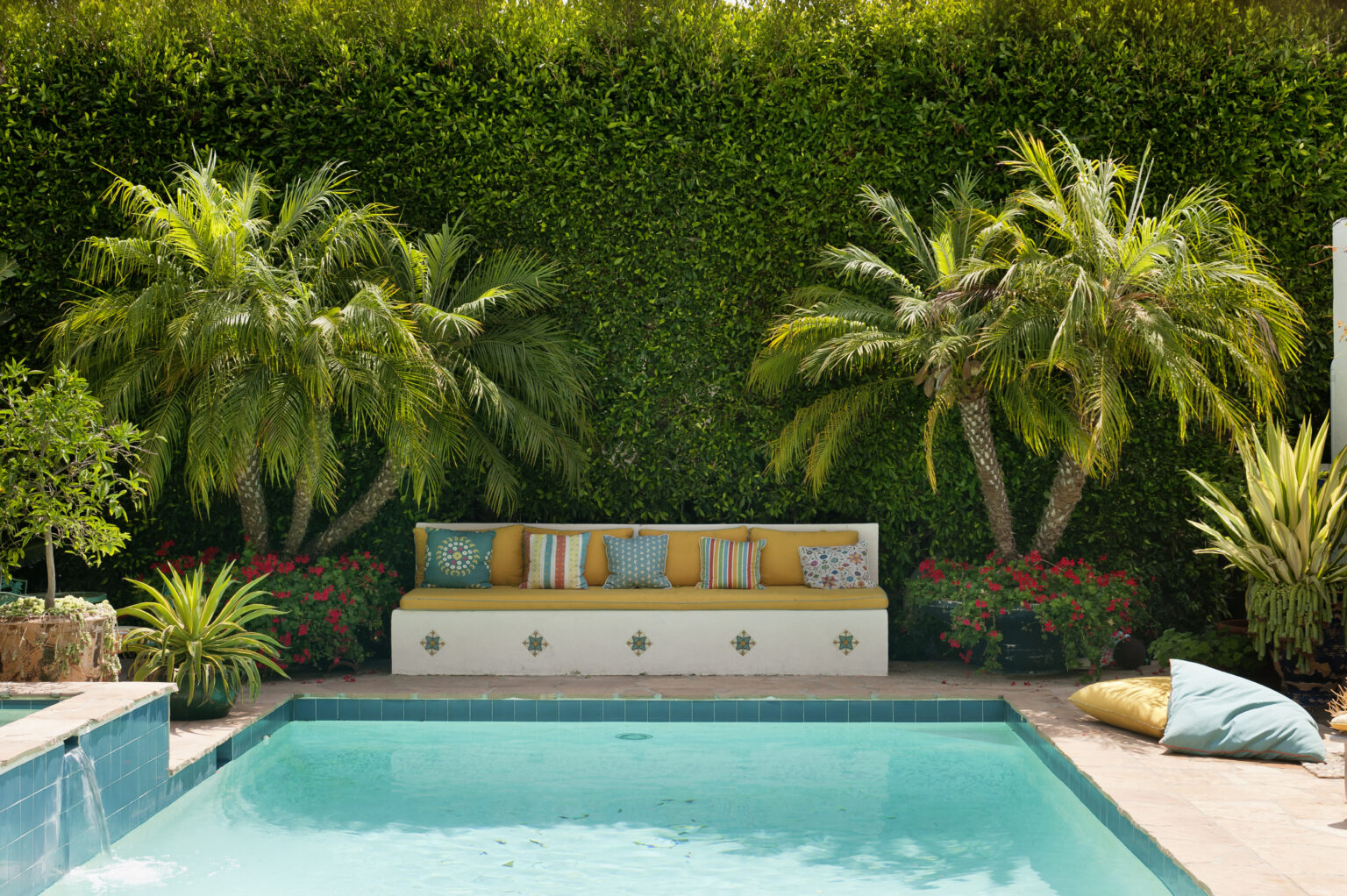Santa monica home of textile and interior designer kathryn ireland