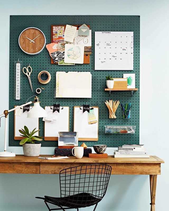 5cd0498a22154caad4d0e60e_5c9be8e0b5e49d70df841963_deskorganizationideas12-min