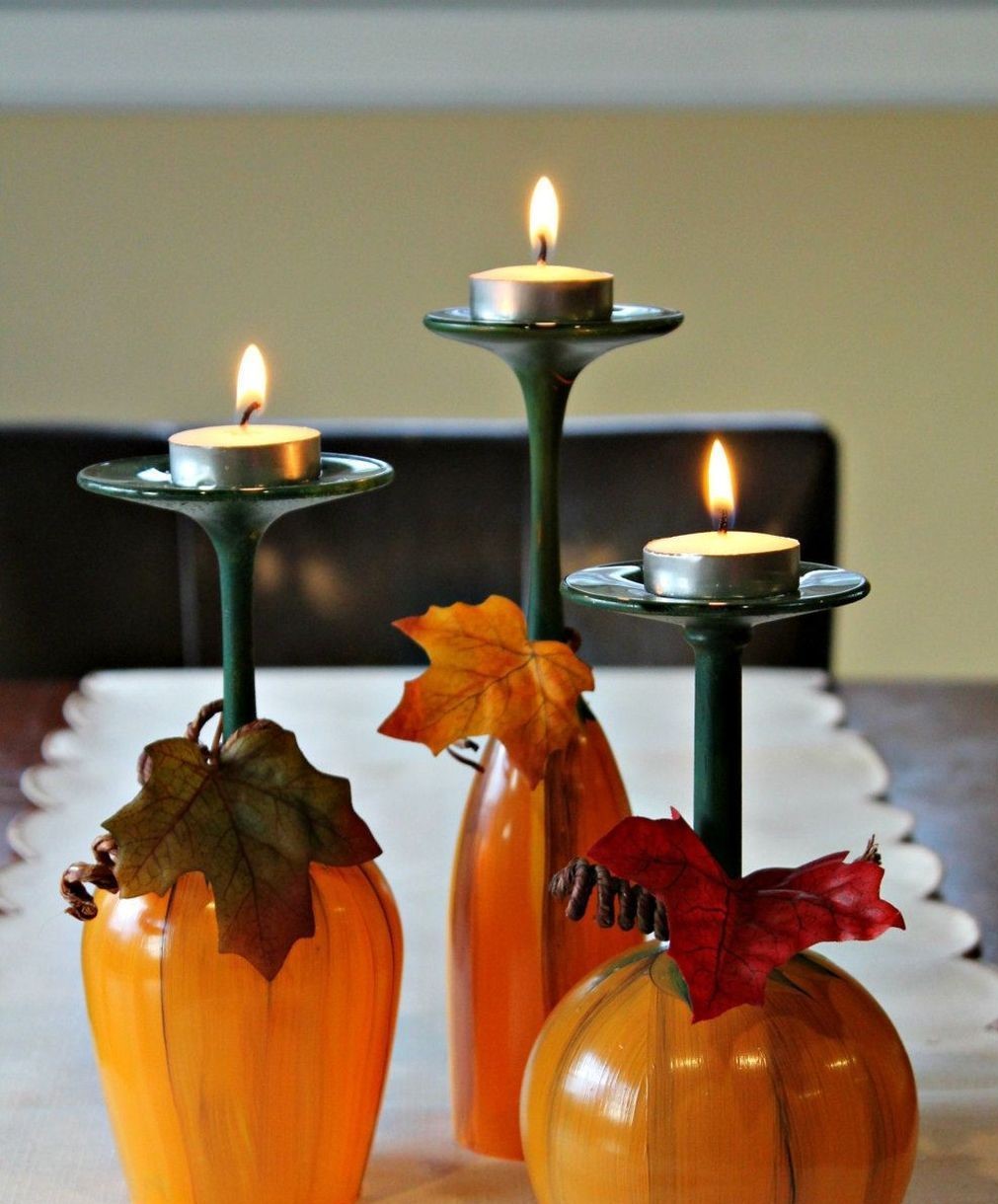 Awesome-fall-table-decorations-ideas-you-should-apply-this-year-01