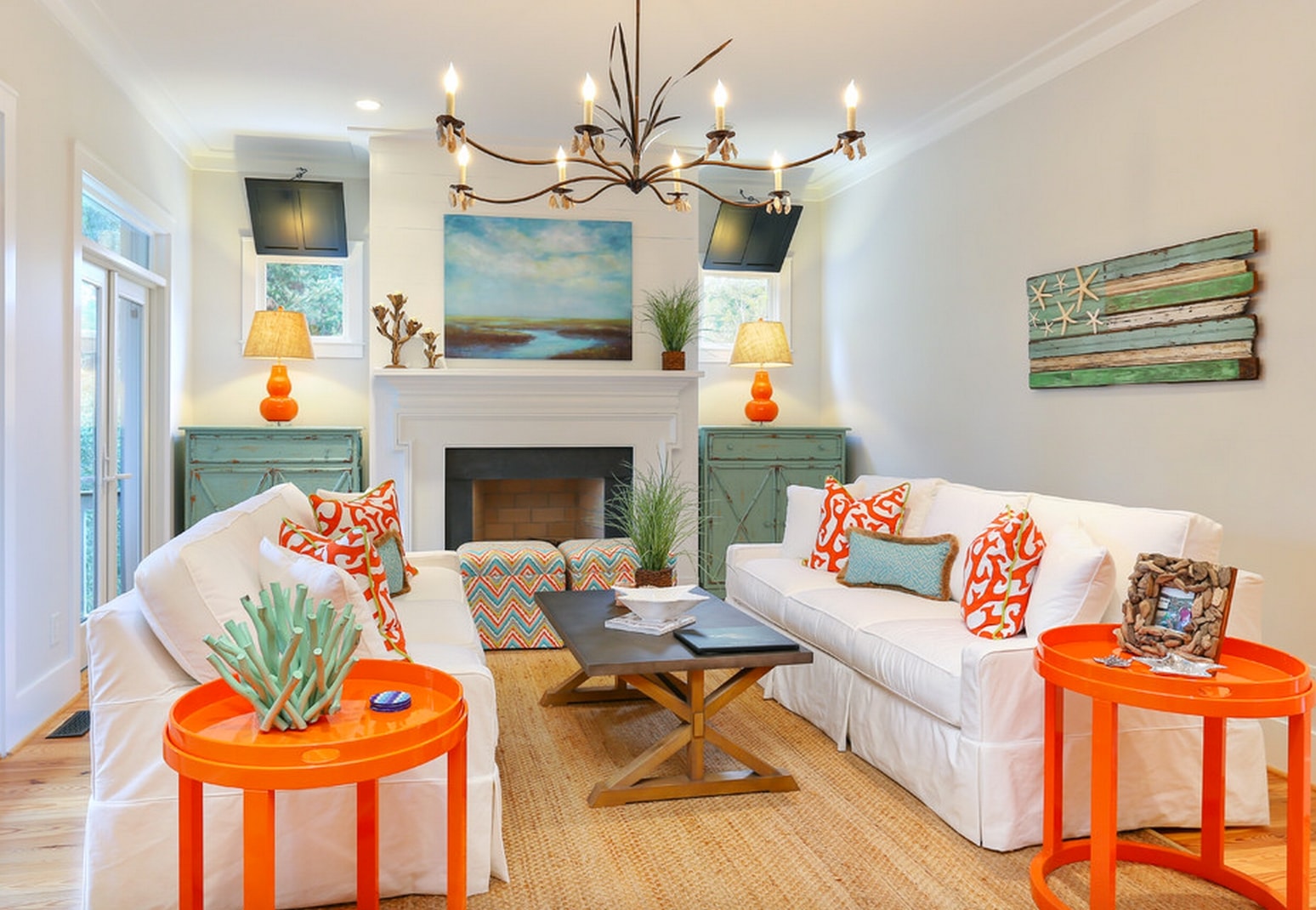 Color_pop_beach_decor
