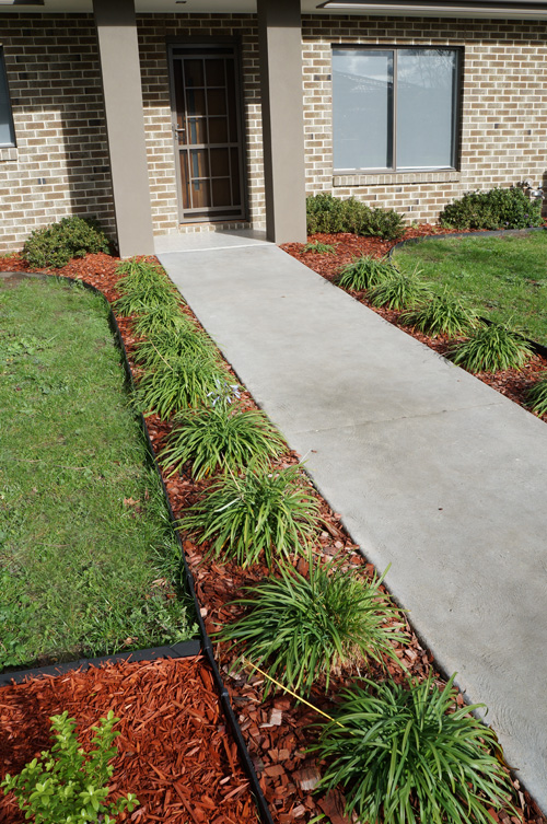 Low-maintainenece-rental-property-garden