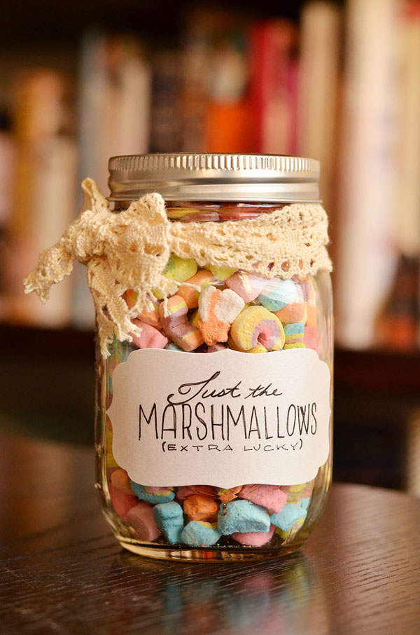 Lucky-marshmallows-in-a-jar