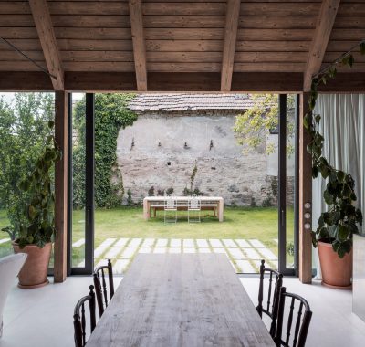 House-v-slovakia-architecture-interiors-martin-skocek_dezeen_2364_col_13