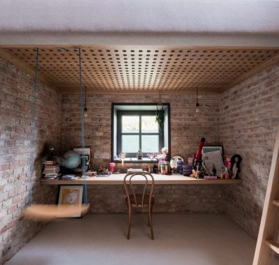 House-v-slovakia-architecture-interiors-martin-skocek_dezeen_2364_col_23-scaled-1