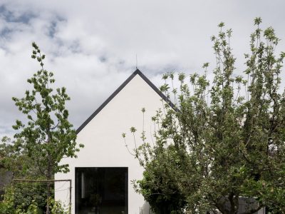 House-v-slovakia-architecture-interiors-martin-skocek_dezeen_2364_col_6-scaled-1