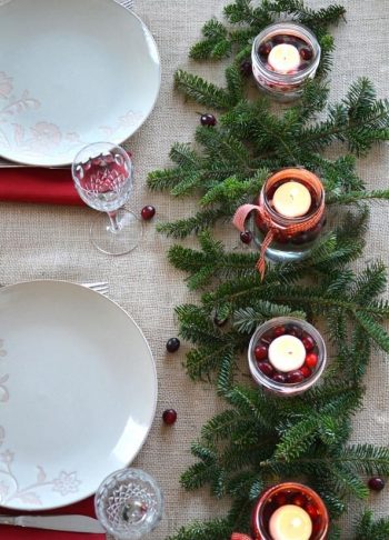 11b-diy-christmas-centerpieces-ideas-homebnc