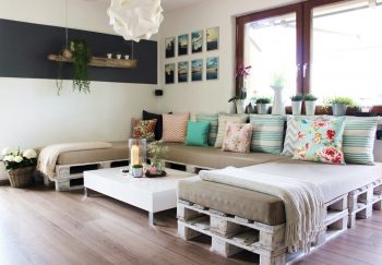 16-sturdy-sofa-sectional-pallet-furniture-homebnc-1024x711-1
