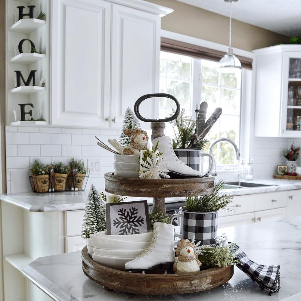 Farmhouse-winter-tiered-tray-decor-in-the-kitchen-via-@dining_delight-2