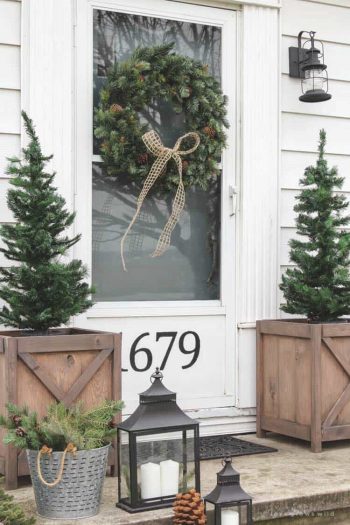 Outdoor-christmas-decorating-ideas-20-1-kindesign
