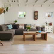 Living-room-couch-interior-room-584399