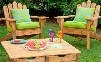 Make-an-adriondack-chair-out-of-pallets