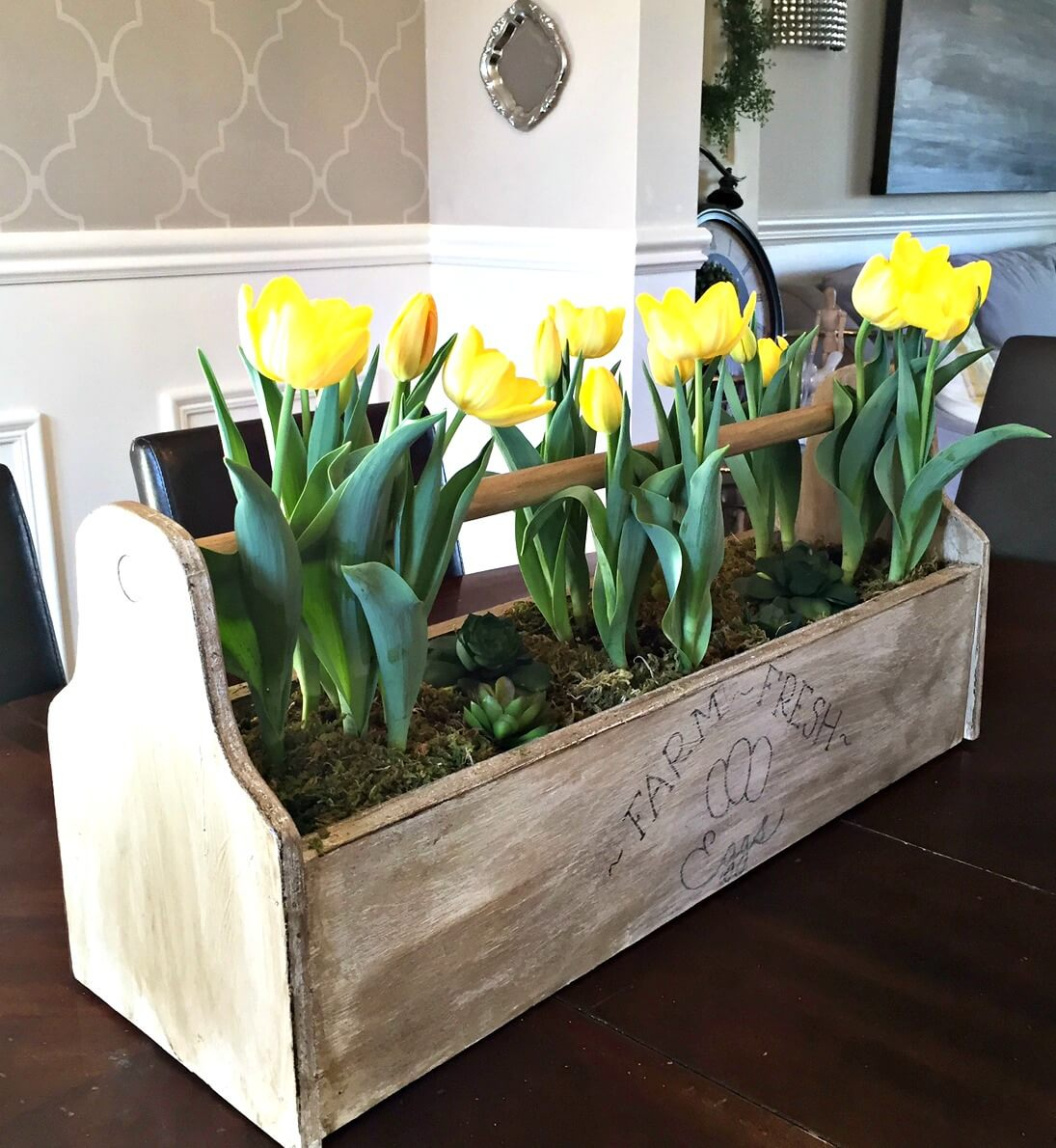 03-rustic-farmhouse-spring-decor-ideas-homebnc