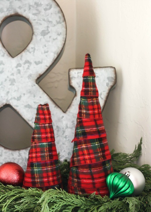 10-cute-cone-shaped-christmas-trees-31