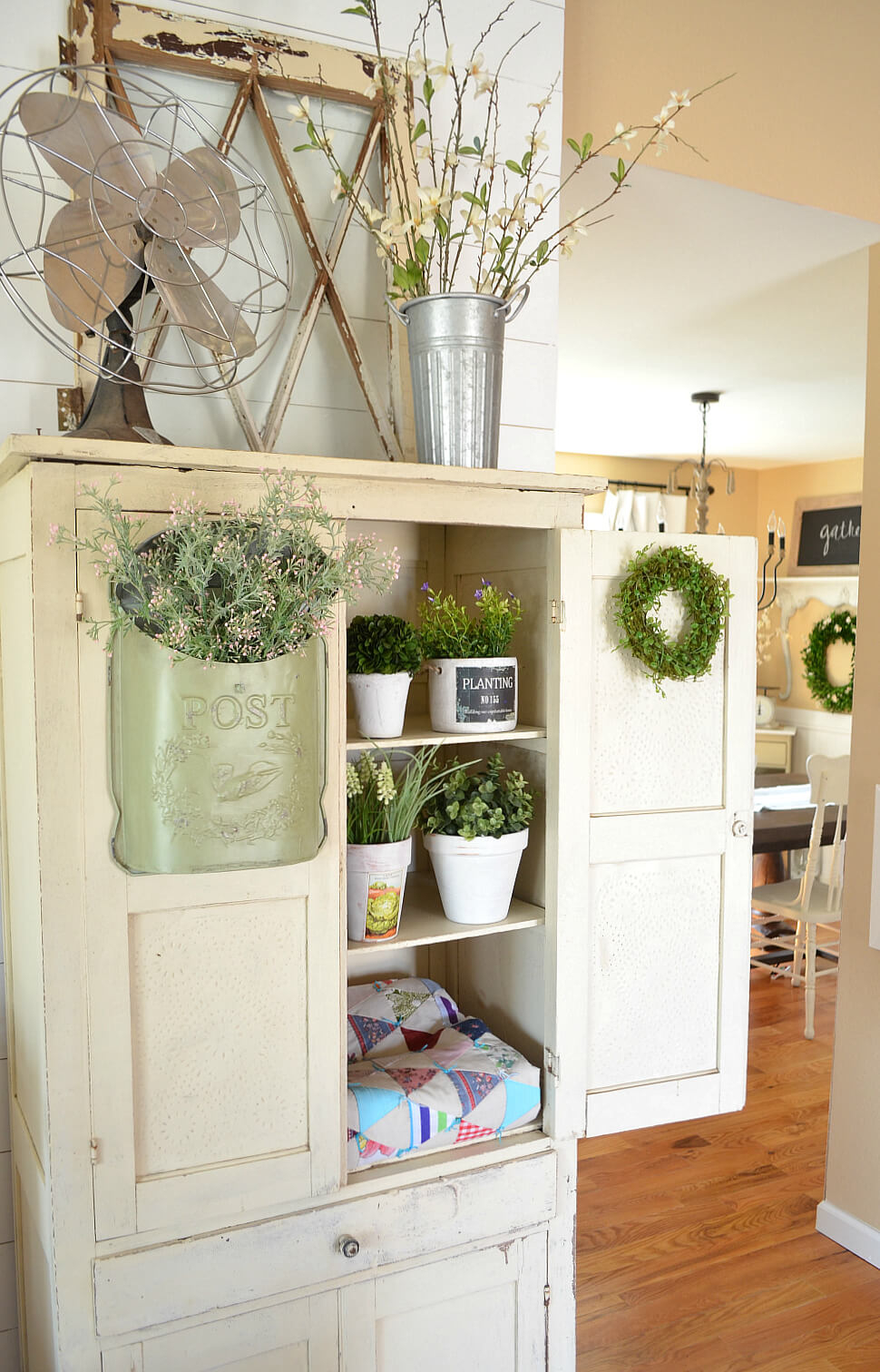 22-rustic-farmhouse-spring-decor-ideas-homebnc